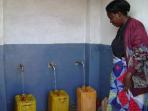Acceso a al agua potable en Bukama