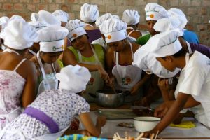Formación laboral para adolescentes en Piura